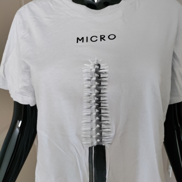 Mac Cosmetics Micro Masacara Tshirt Size Medium. Used Good Condition - Picture 2 of 3